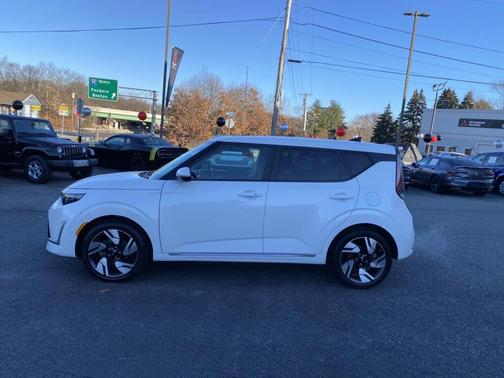 2023 Kia Soul GT-Line