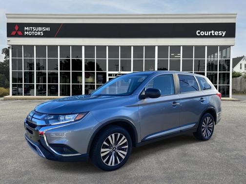 2019 Mitsubishi Outlander ES