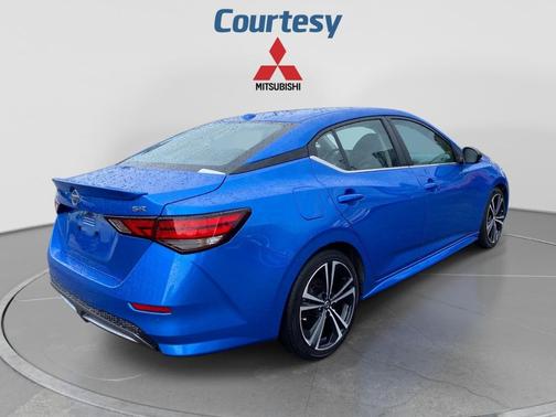 Blue 2022 Nissan Sentra SR