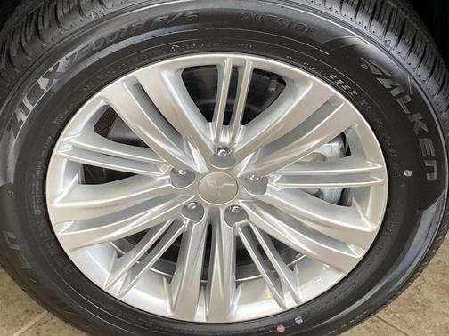 2025 Mitsubishi Outlander PHEV ES S-AWC