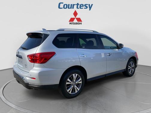 Brilliant Silver Metallic 2020 Nissan Pathfinder SV 4WD