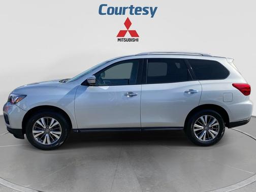 Brilliant Silver Metallic 2020 Nissan Pathfinder SV 4WD