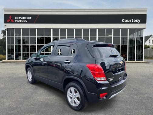 Black 2019 Chevrolet Trax LT