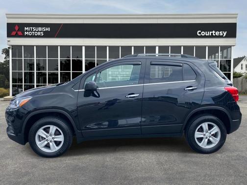 Black 2019 Chevrolet Trax LT