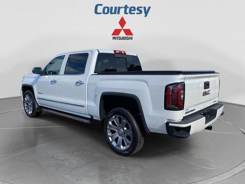 White Frost Tricoat 2018 GMC Sierra 1500 Denali