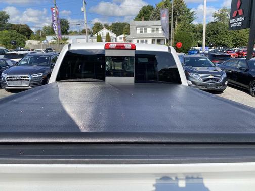 White Frost Tricoat 2018 GMC Sierra 1500 Denali