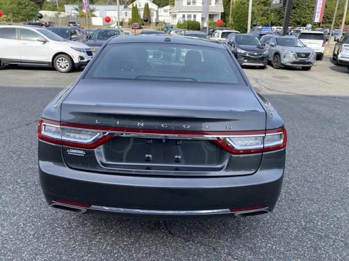 2017 Lincoln Continental Select