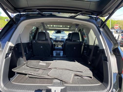 Gray 2023 Honda Pilot Touring 8-Passenger