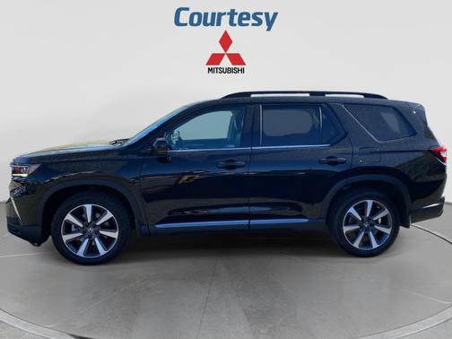 Gray 2023 Honda Pilot Touring 8-Passenger