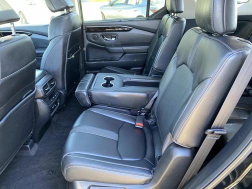 Gray 2023 Honda Pilot Touring 8-Passenger