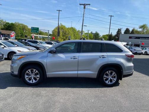 2015 Toyota Highlander LE