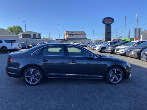 2018 Audi A4 2.0T Premium Plus