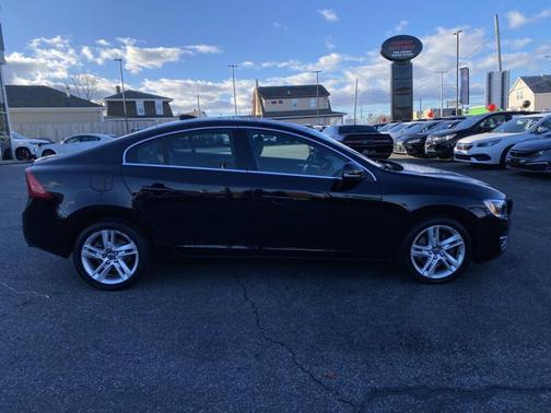 2015 Volvo S60 T5 Platinum