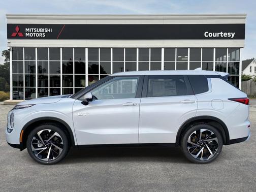 2025 Mitsubishi Outlander PHEV SE S-AWC