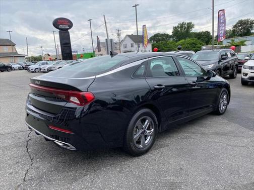 2023 Kia K5 LXS