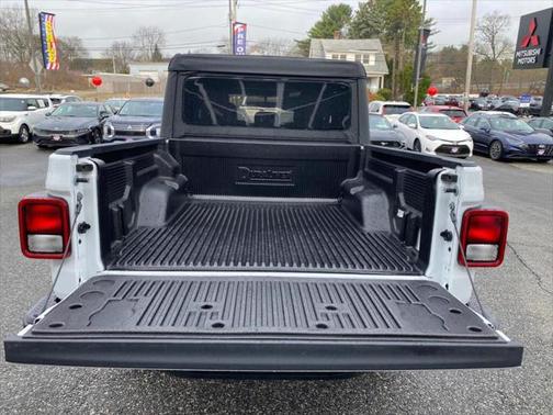 2023 Jeep Gladiator Sport S