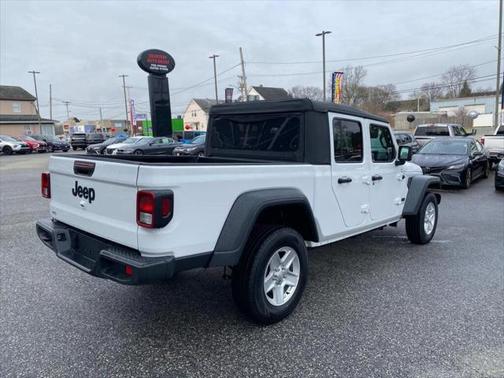 2023 Jeep Gladiator Sport S