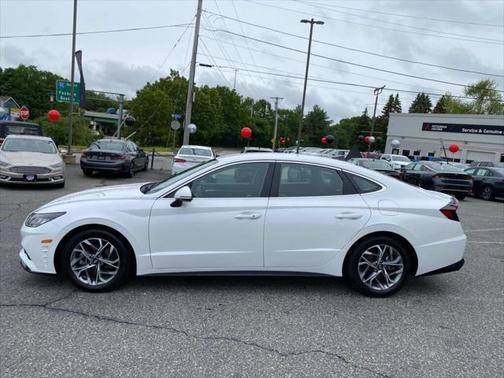 2022 Hyundai SONATA SEL