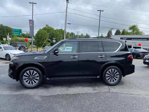 2022 Nissan Armada SL 4WD
