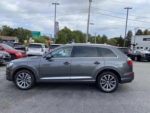 2019 Audi Q7 45 Premium Plus