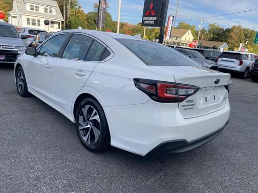 2022 Subaru Legacy Premium
