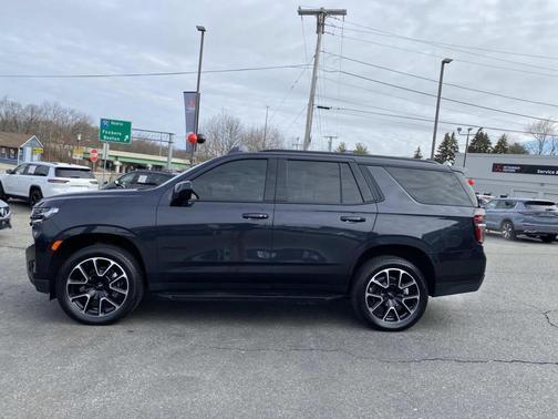 2023 Chevrolet Tahoe 4WD RST