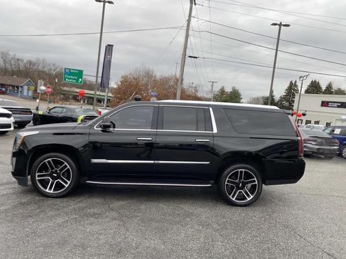 2020 Cadillac Escalade ESV Luxury