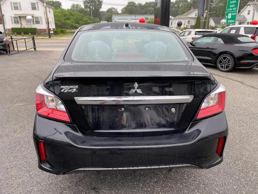 2024 Mitsubishi Mirage G4 ES