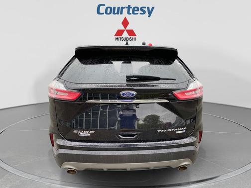 Agate Black Metallic 2019 Ford Edge Titanium