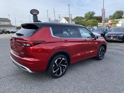 2023 Mitsubishi Outlander PHEV SEL