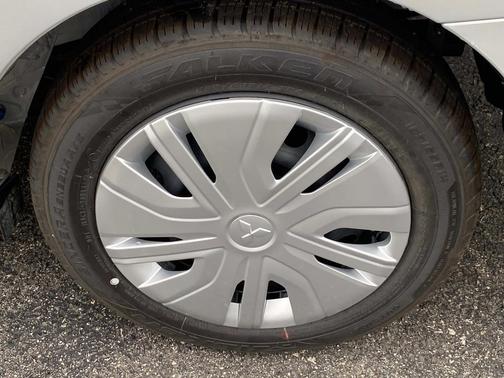 White Diamond 2024 Mitsubishi Mirage G4 ES