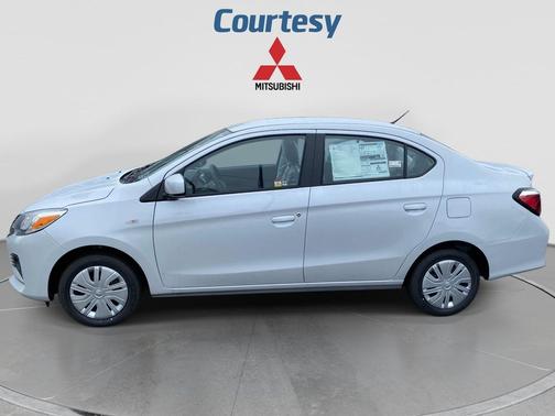 White Diamond 2024 Mitsubishi Mirage G4 ES