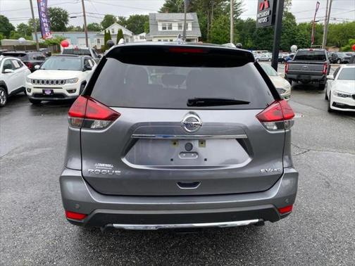 2020 Nissan Rogue SV