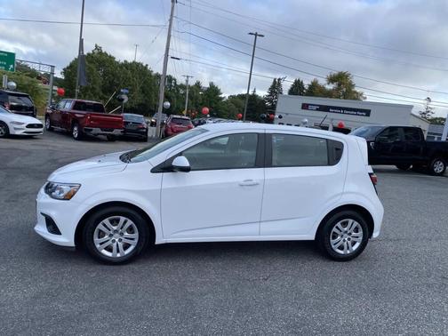 2020 Chevrolet Sonic FWD Hatchback 1FL 5-Door