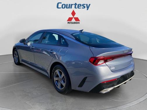 Everlasting Silver 2023 Kia K5 LXS