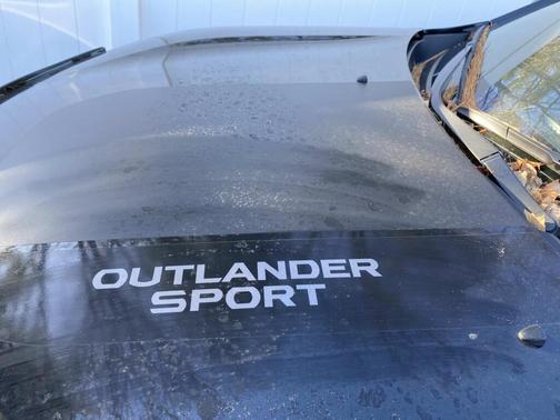 Labrador Black Pearl 2025 Mitsubishi Outlander Sport 2.0 Trail Edition AWC