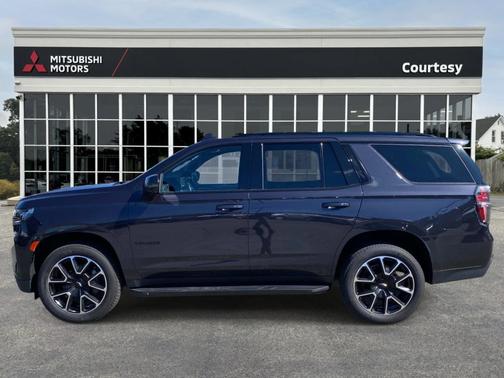 2022 Chevrolet Tahoe 4WD RST