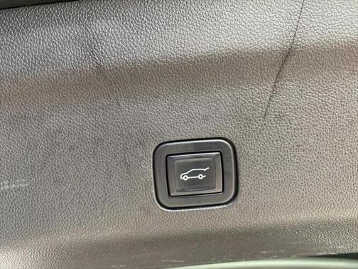 2022 Chevrolet Tahoe 4WD RST