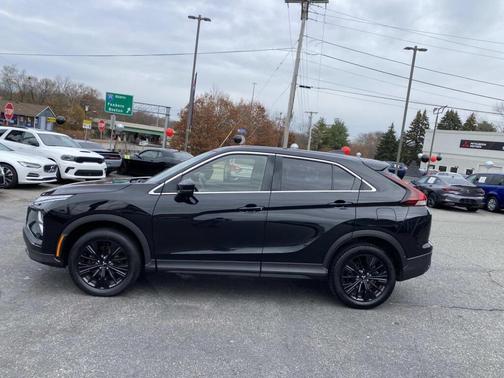 2022 Mitsubishi Eclipse Cross LE