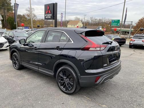 2022 Mitsubishi Eclipse Cross LE