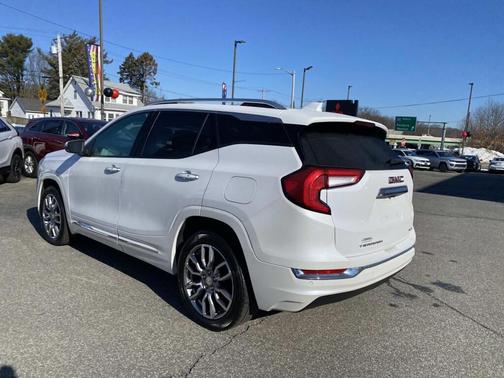 2022 GMC Terrain Denali