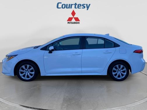 White 2021 Toyota Corolla LE