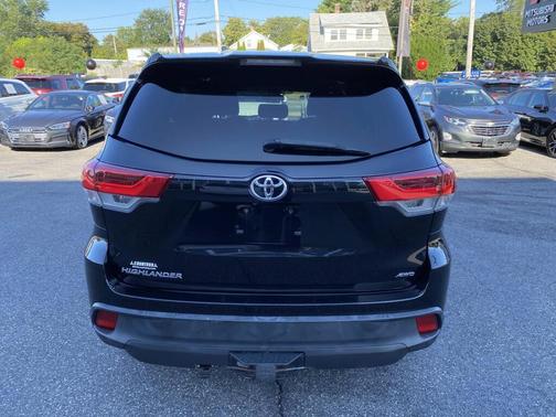 2018 Toyota Highlander LE