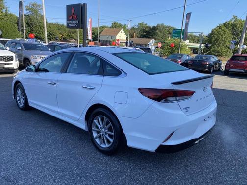 2018 Hyundai SONATA SE