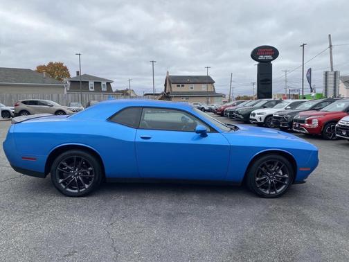 2023 Dodge Challenger SXT