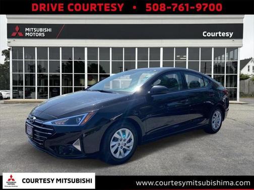 2020 Hyundai ELANTRA SE