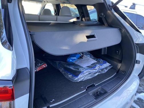 2025 Mitsubishi Outlander PHEV SEL