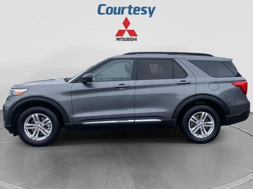 Carbonized Gray Metallic 2021 Ford Explorer XLT
