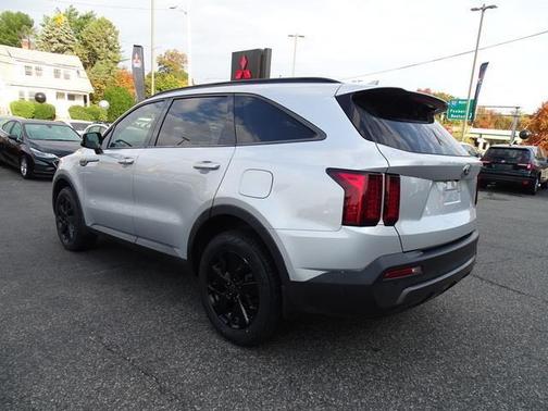 2021 Kia Sorento S