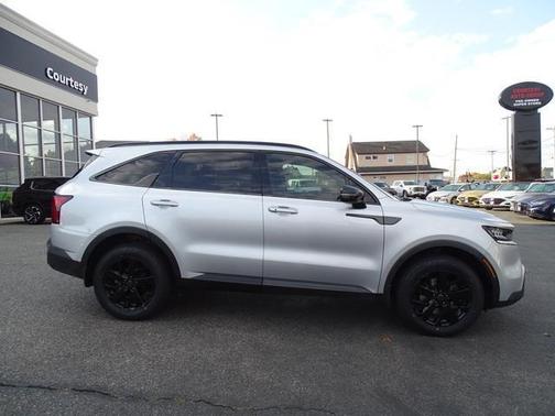 2021 Kia Sorento S